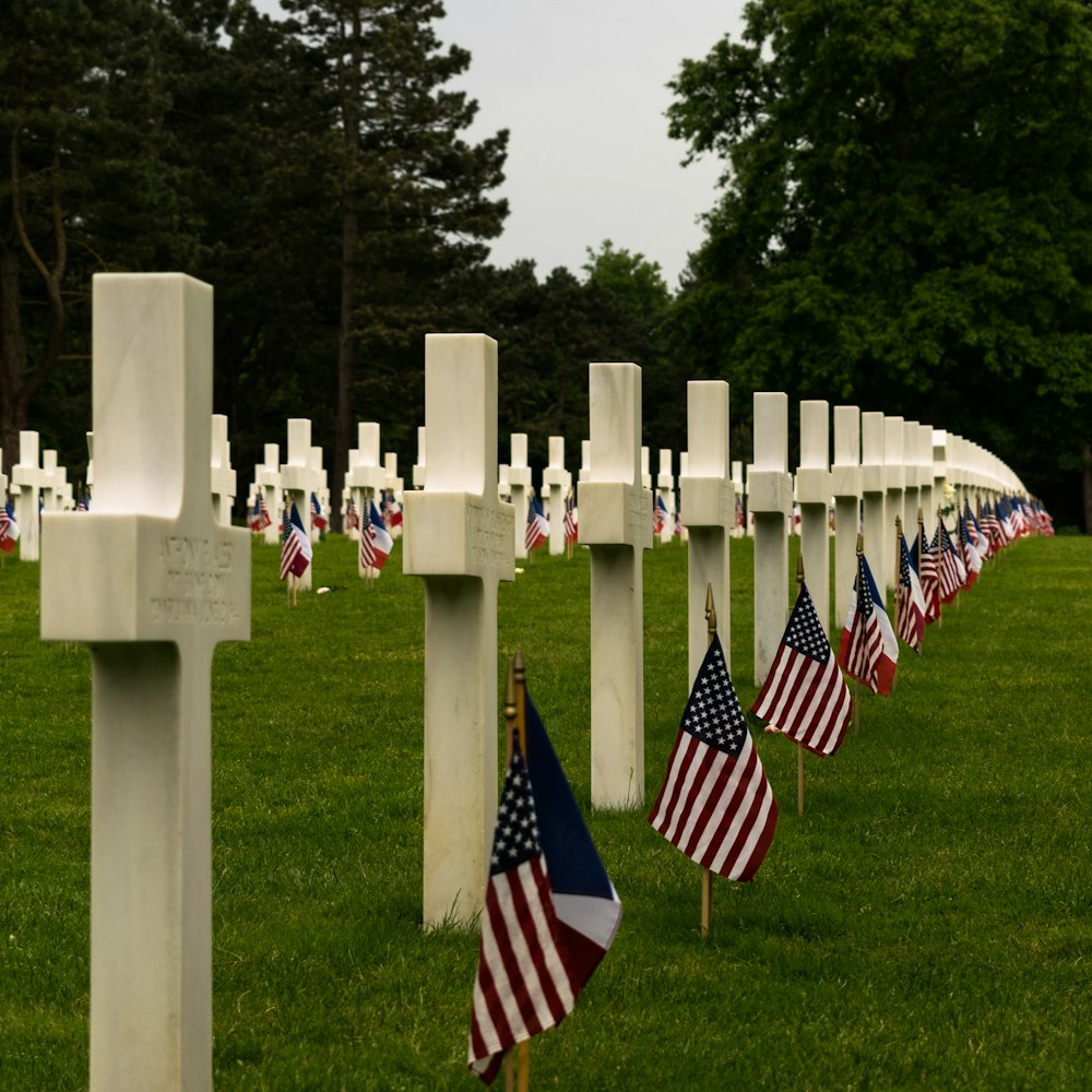 tombs with flags of U.S.A.