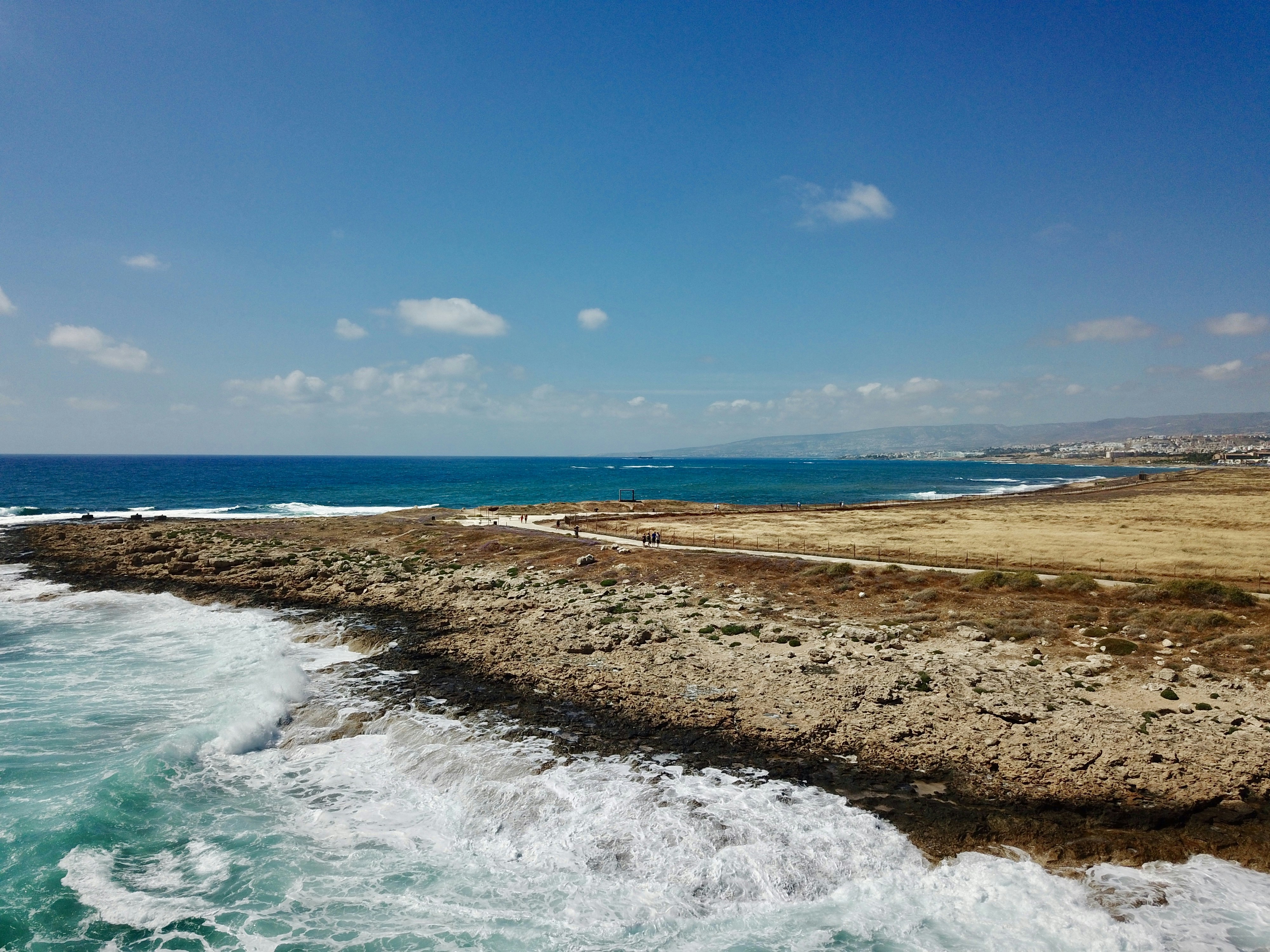 beach line under blue sky