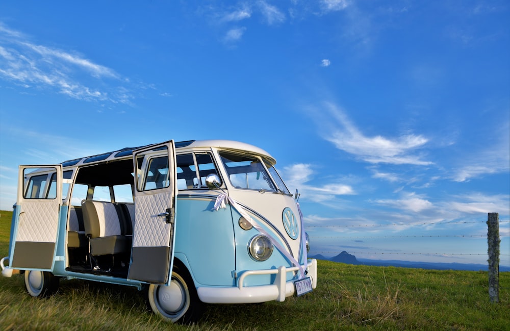 blue Volkswagen T1