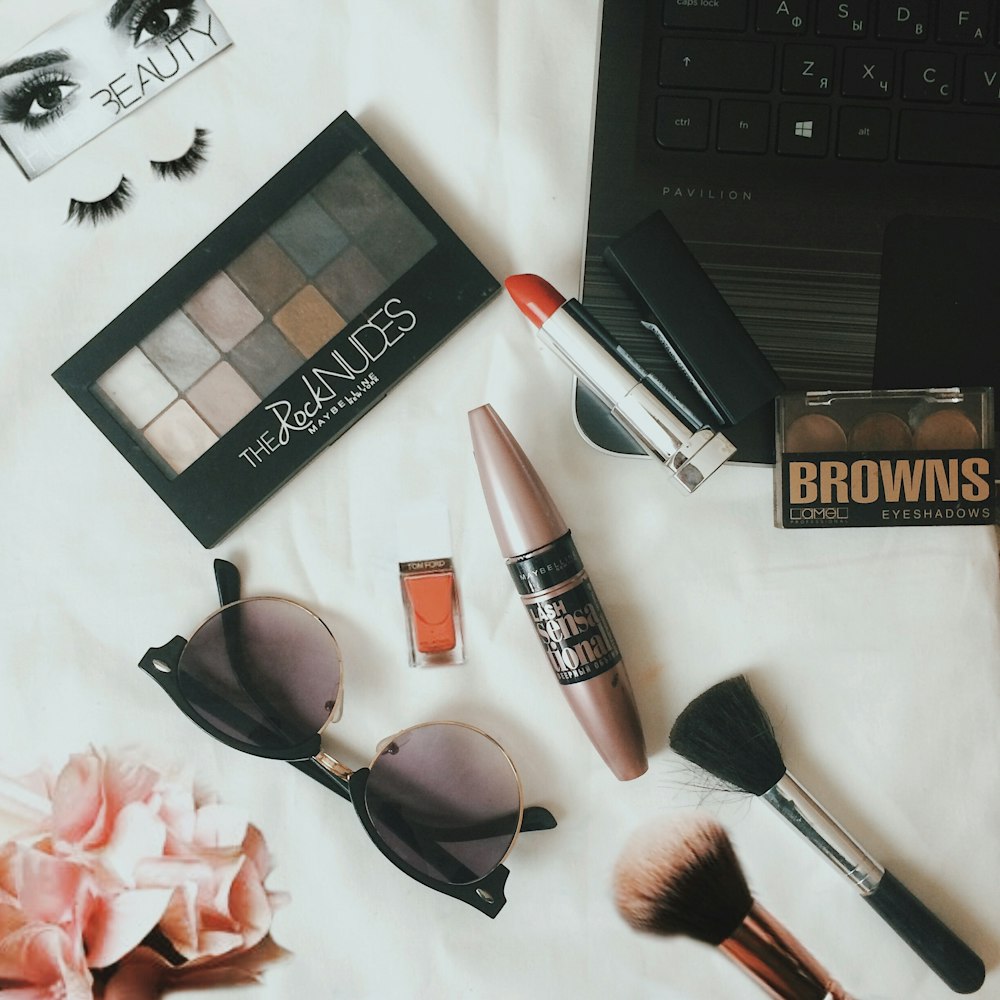 flatlay photo of makeups