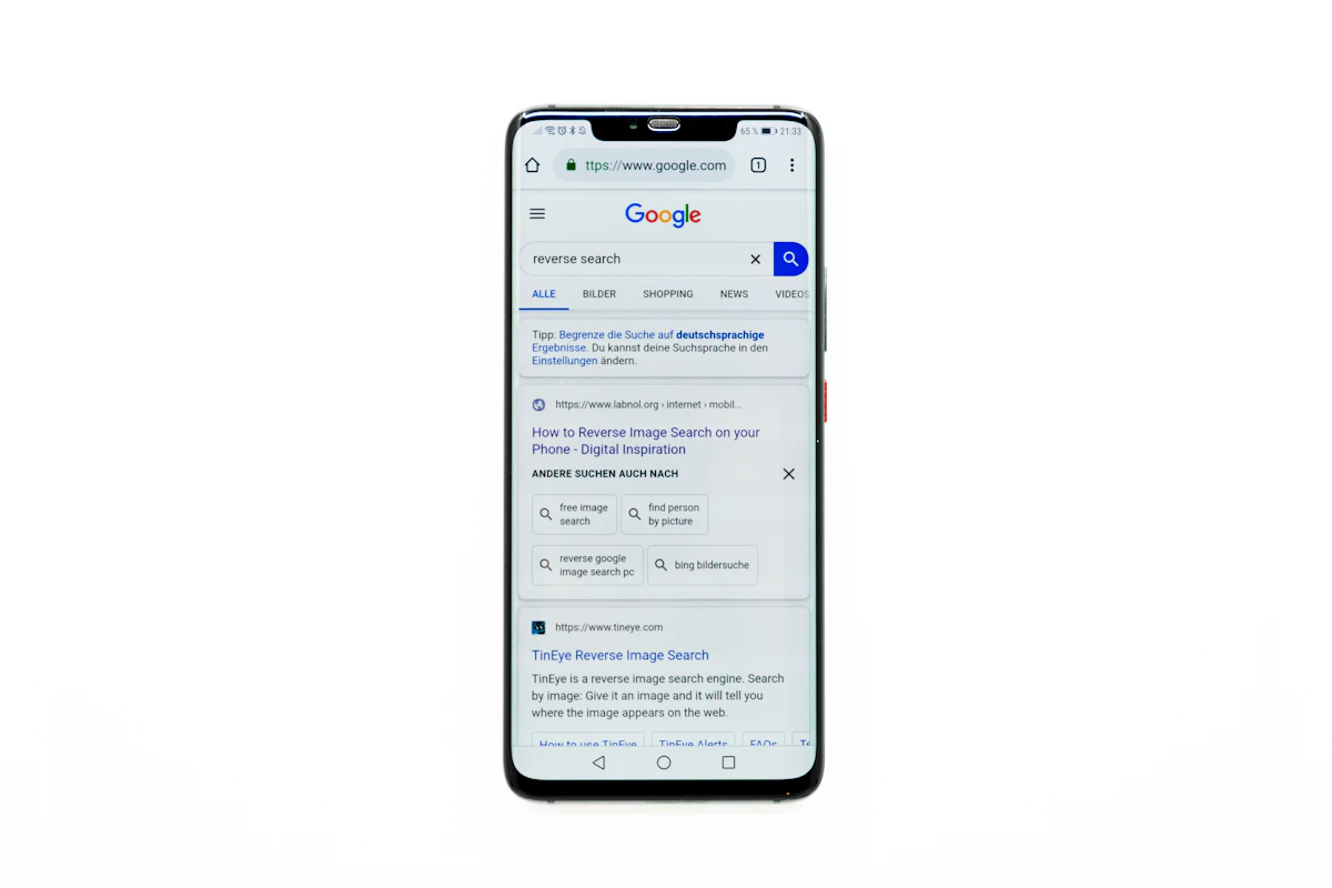 Black Android smartphone