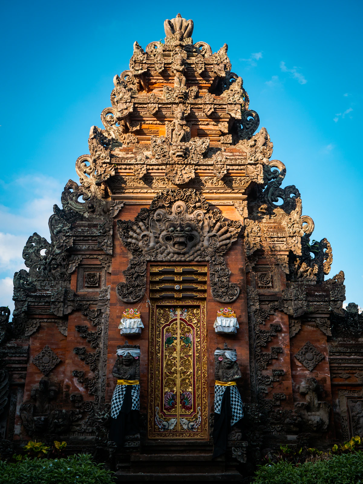 Lempuyang Gate of Heaven & Tirta Gangga Royal Water Palace Day Tour