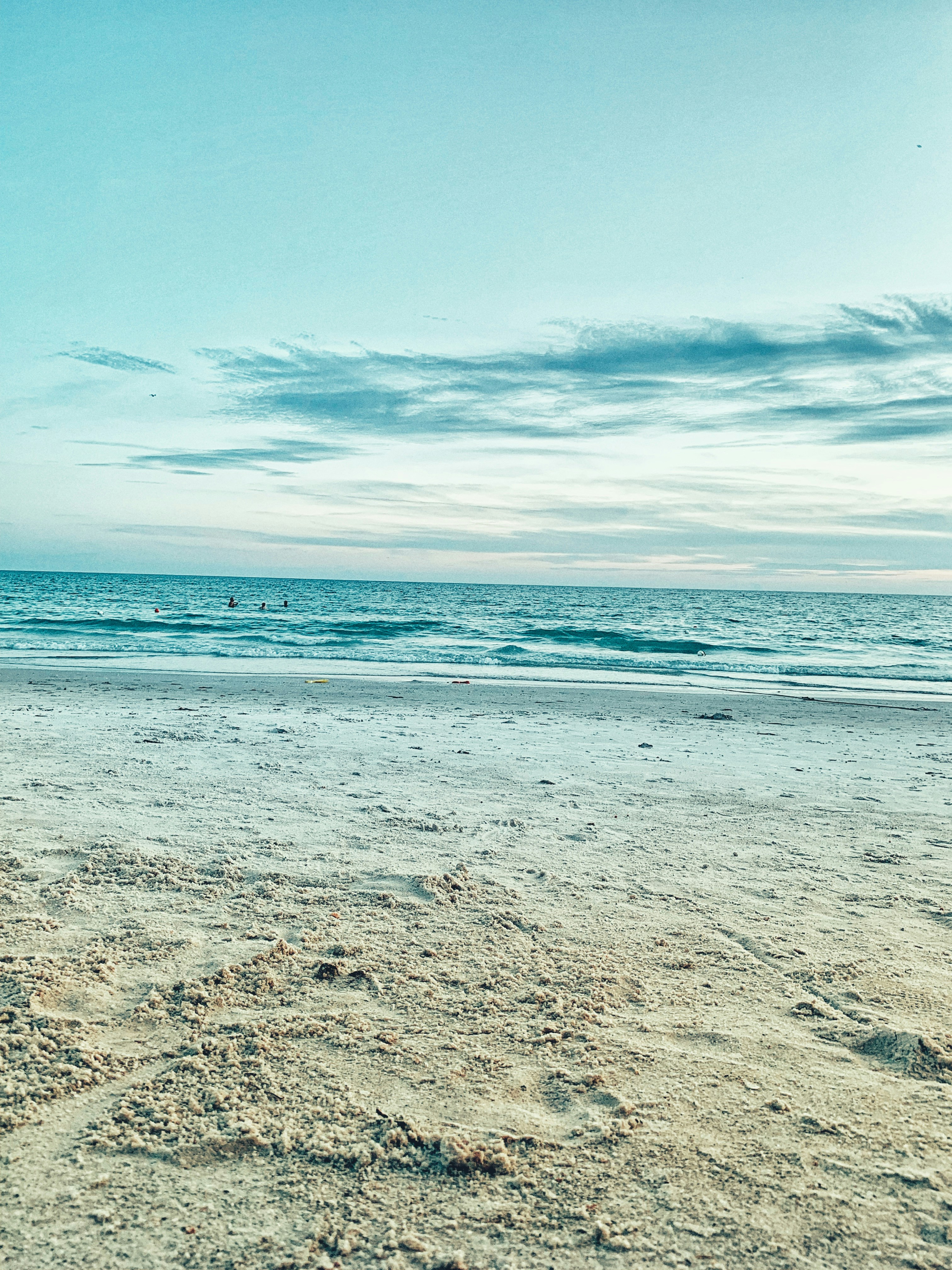 Photo by karimyussuf