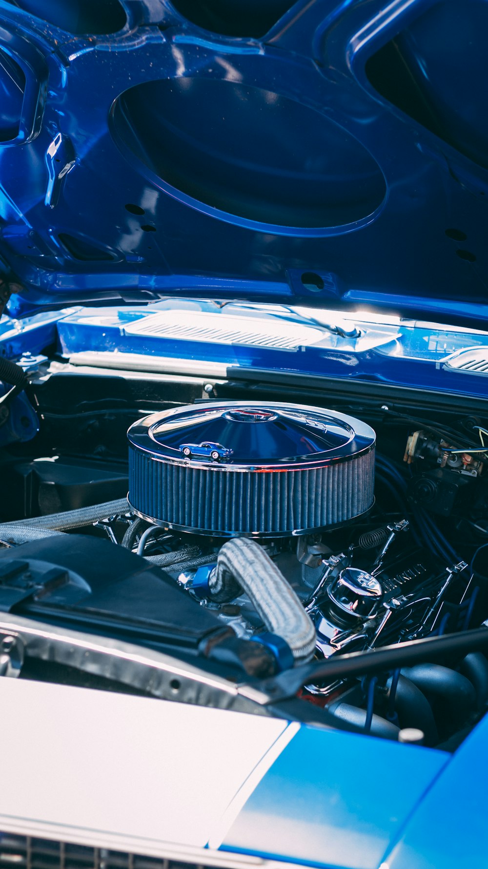 gray and black engine bay