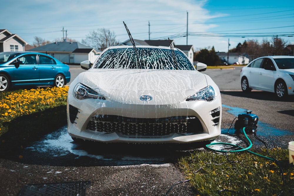 white Ford vehicle