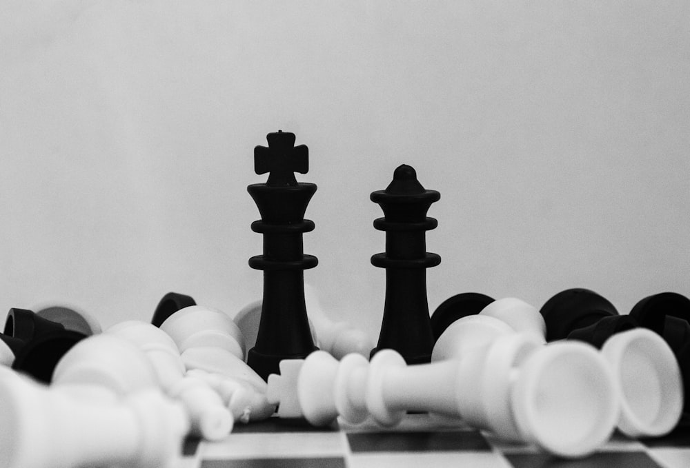 peça de xadrez preto e branco