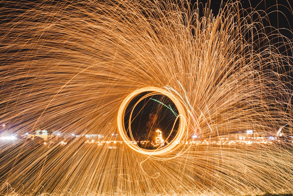 Fotografia in lana d'acciaio di fuochi d'artificio