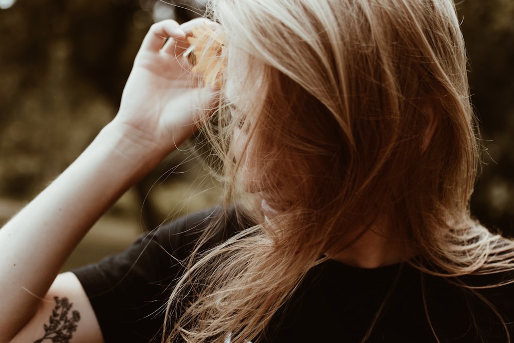 woman in black shirt