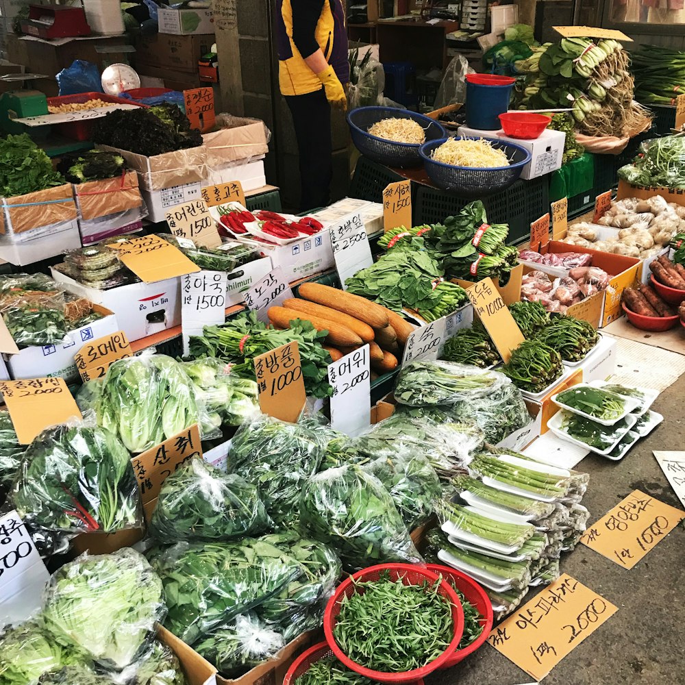legumes variados no chão