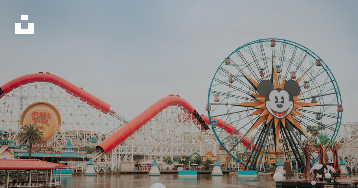 Mouse Carnival Ride Mickey Mouse carnival rides photo – Free Ferris wheel Image on Unsplash