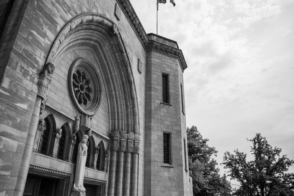 grayscale photography of building