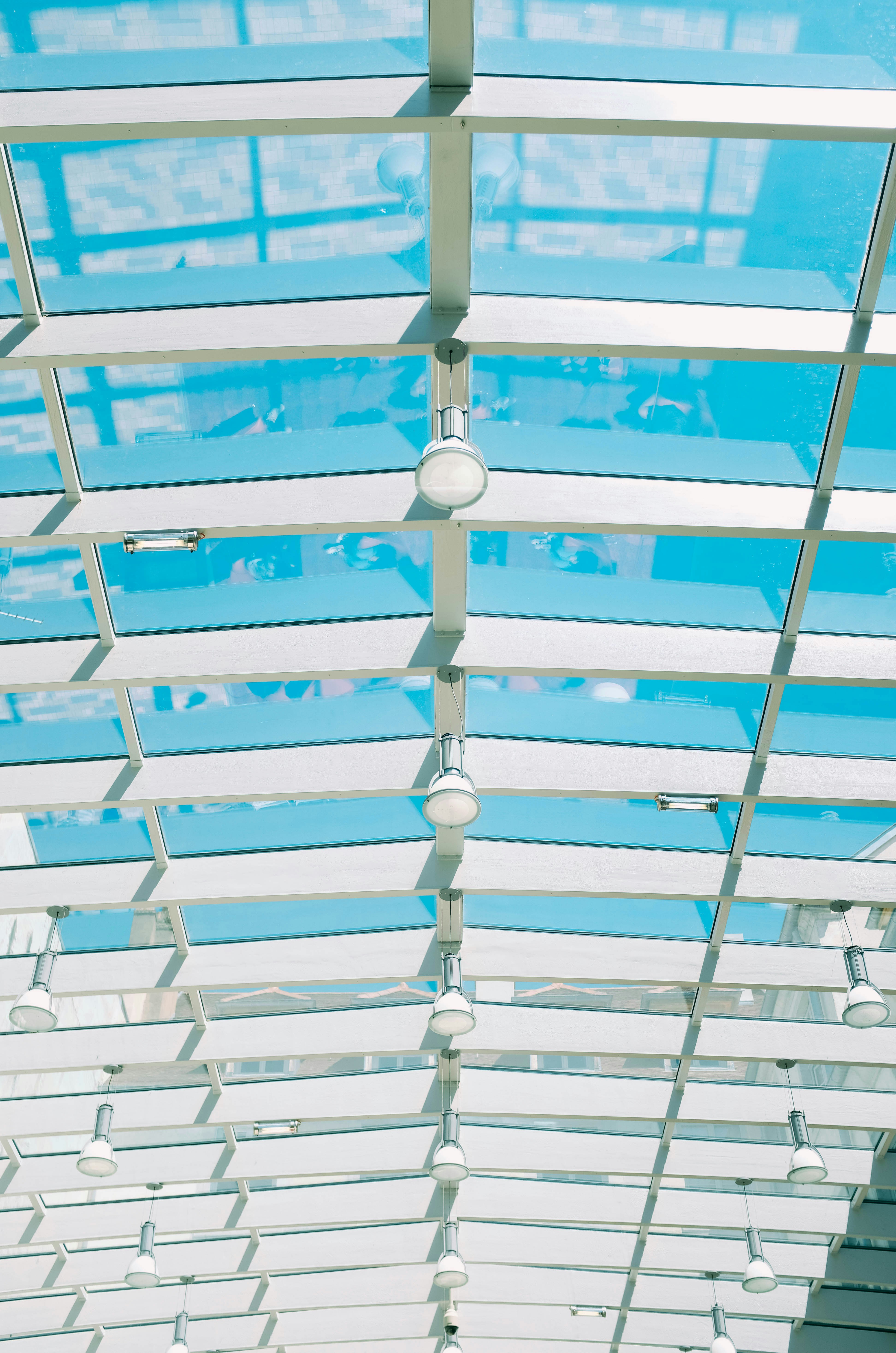 Photo by adrienolichon