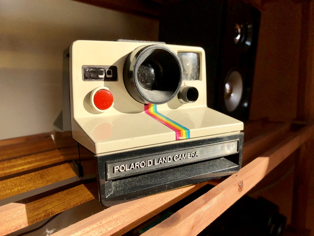 Polaroid Land Camera