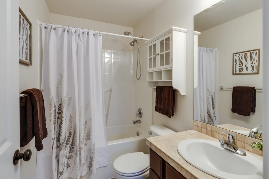 Shower curtain rod bathroom