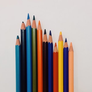 assorted-color color pencil lot