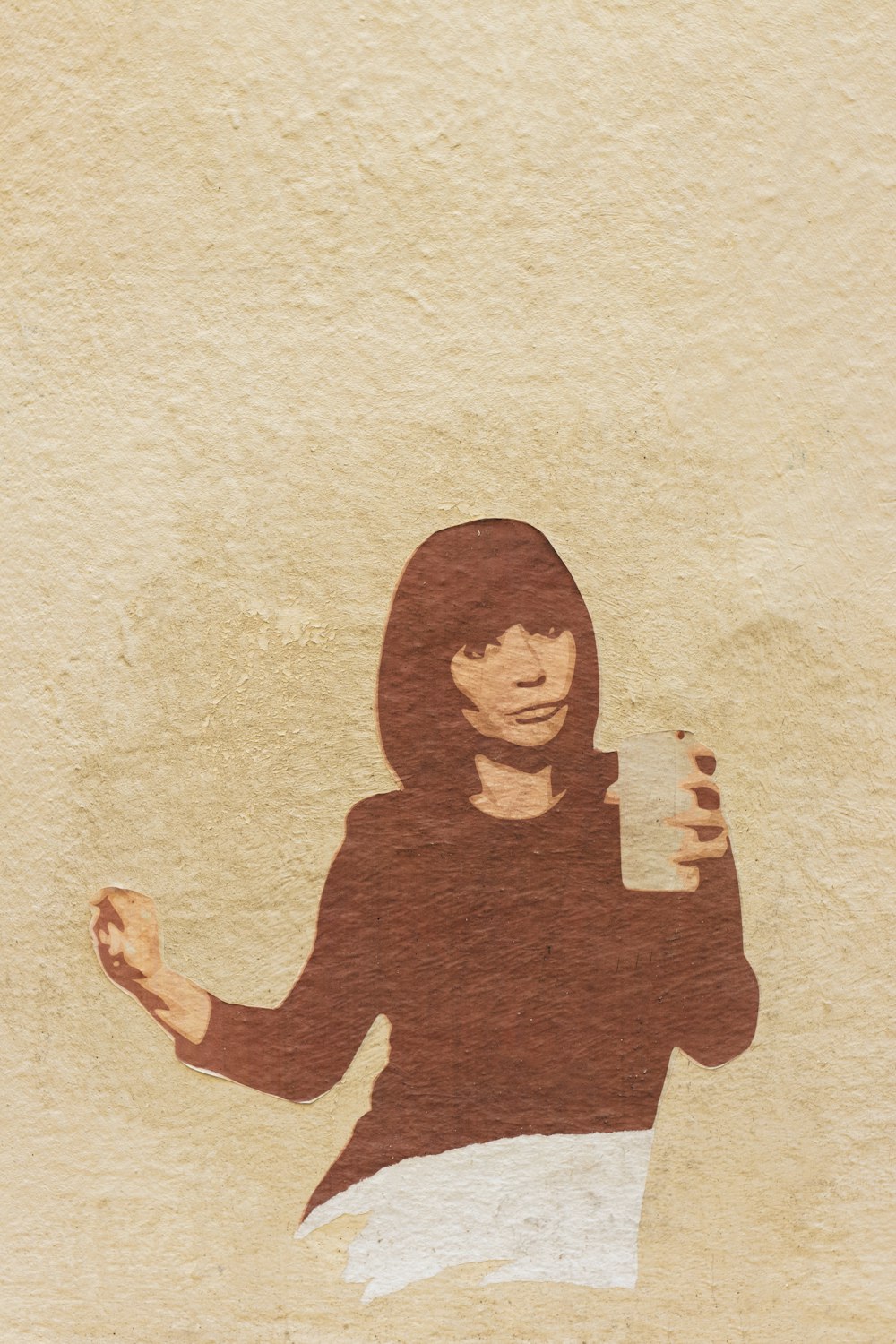 woman holding phone sketch