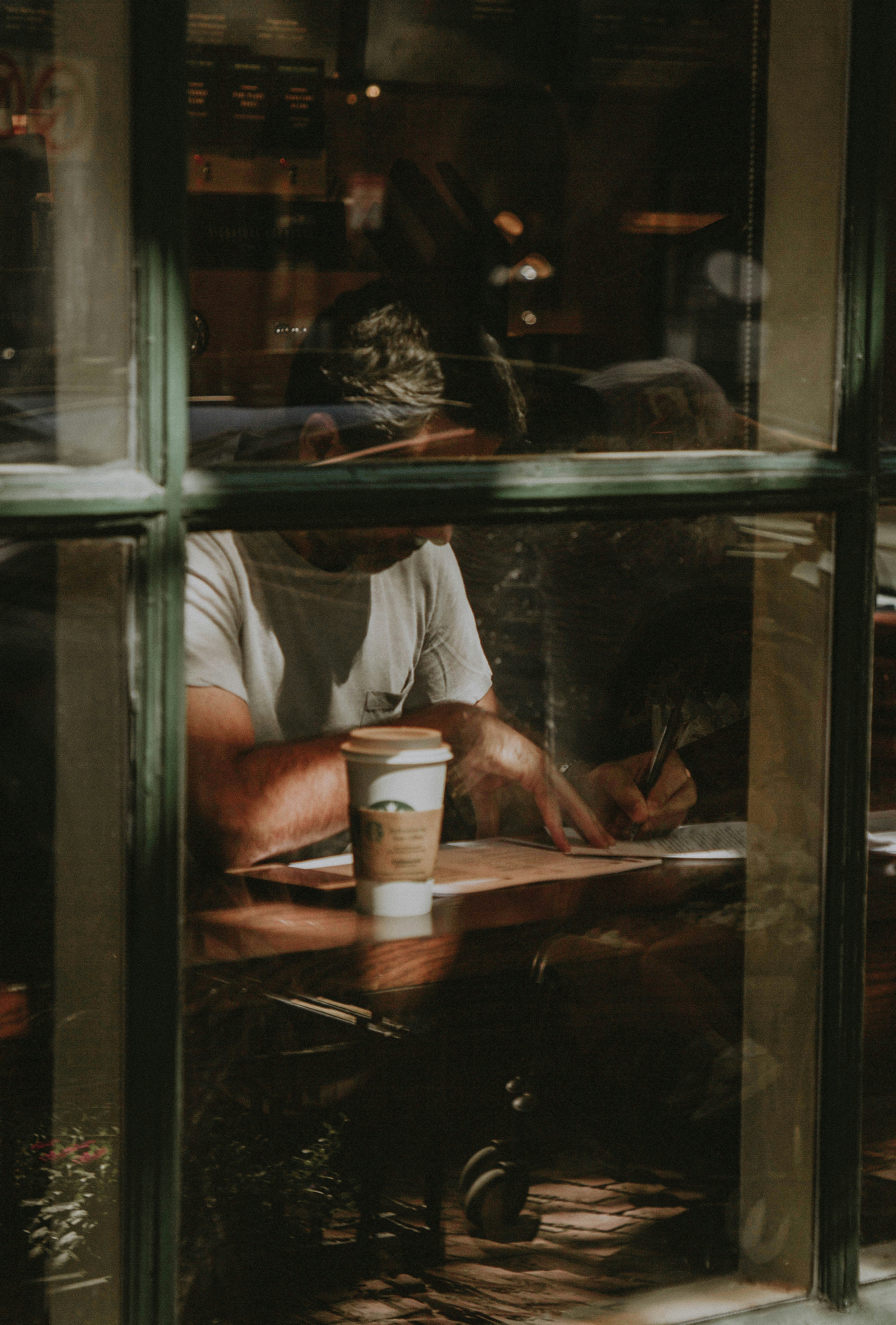 great photo recipe,how to photograph man wearing white crew-neck t-shirt