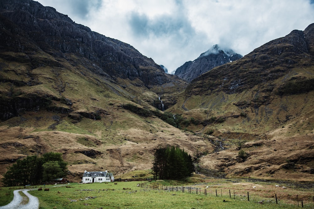 white house near mountain