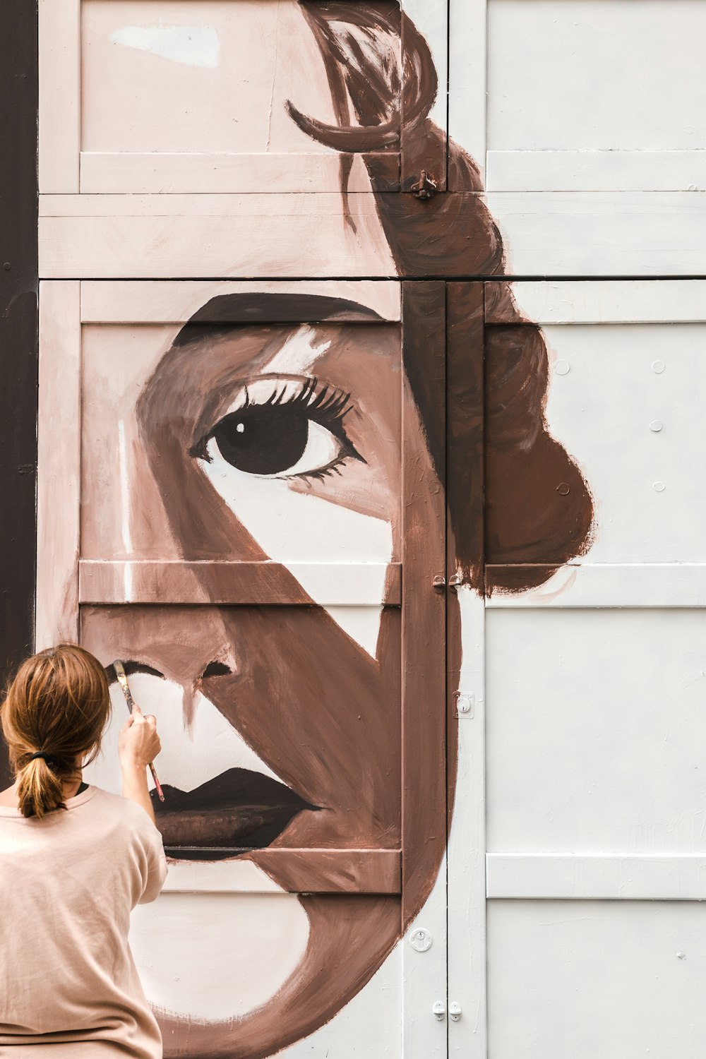 art mural visage humain