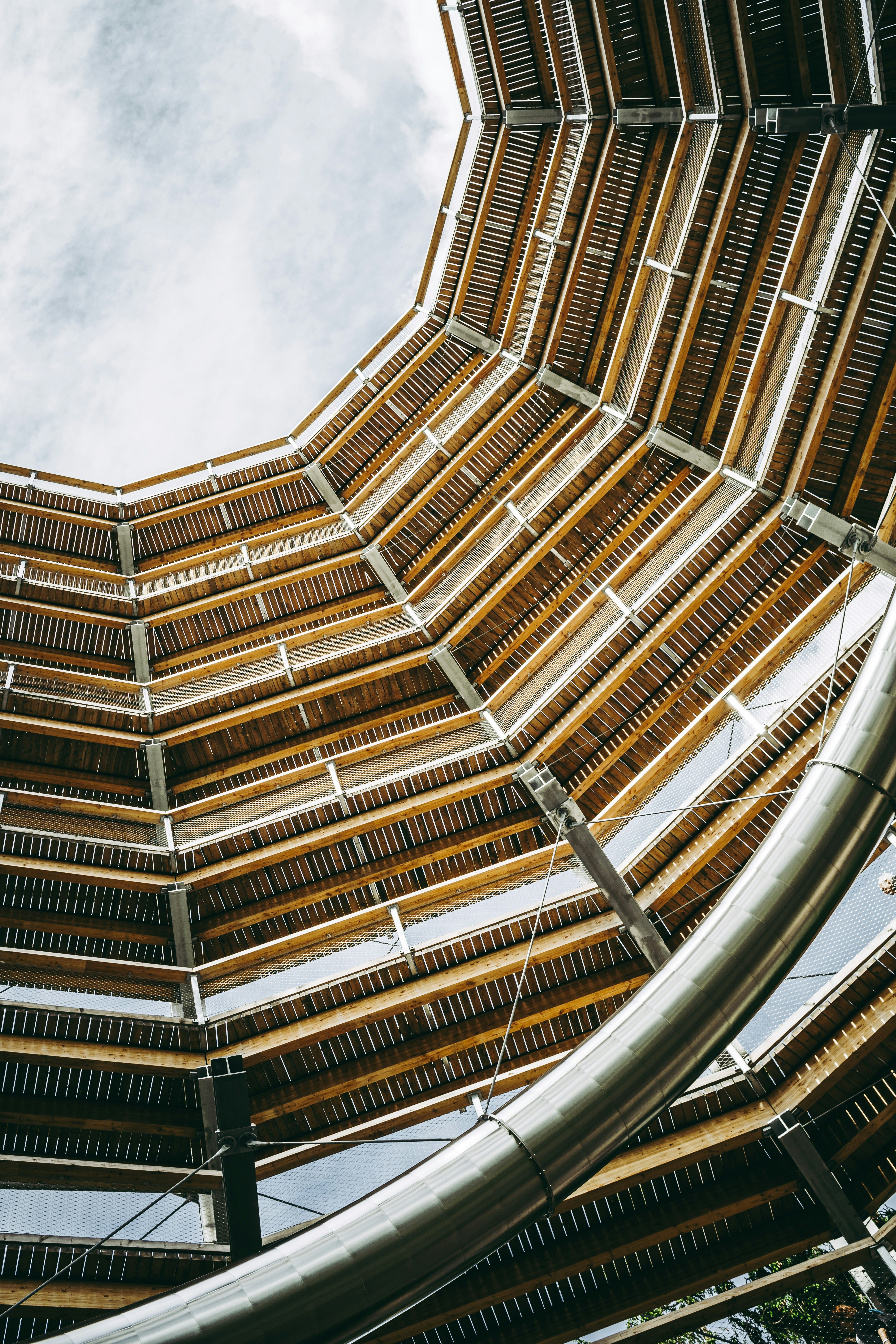 close-up photography of brown building during daytime