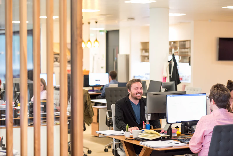 servicios financieros y seguros en Dallas, TX — foto 3 de referencia del rubro que atiende Marketboost