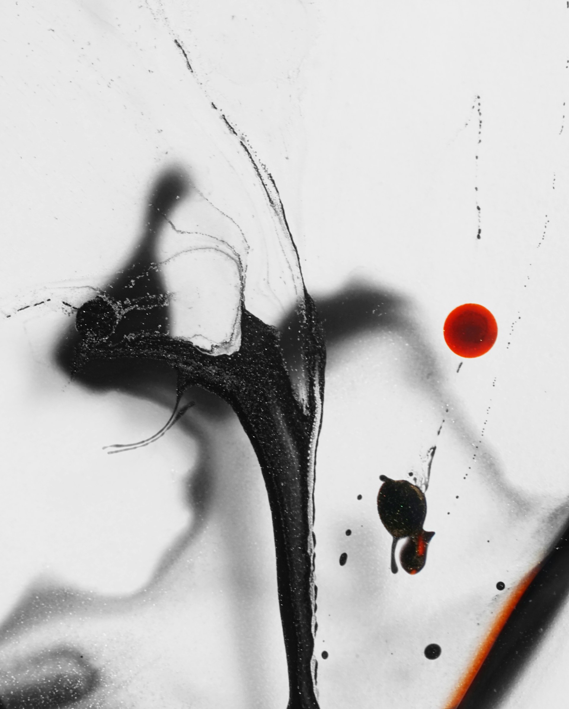 gray computer monitor