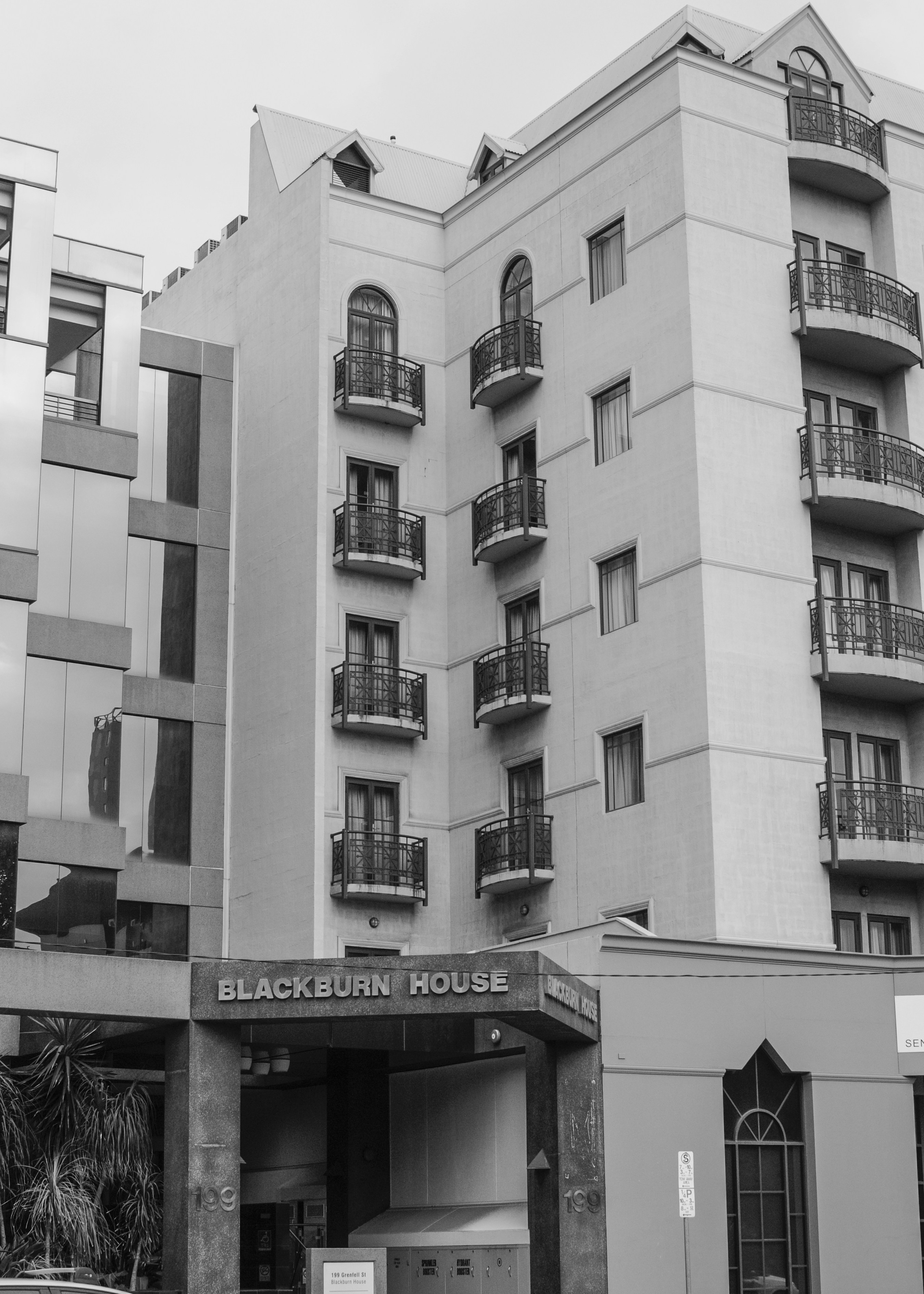 Grayscale photo of Blackburn House photo Free Grey Image on Unsplash