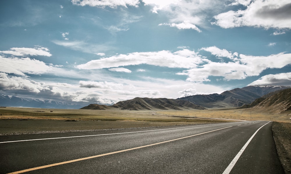 gray concrete road