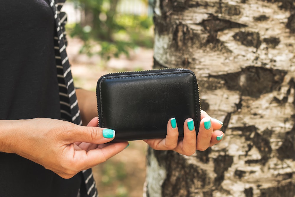 black wristlet