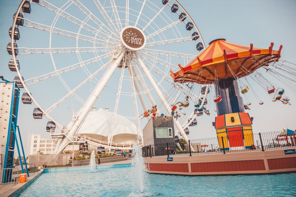 white ferris wheel4\