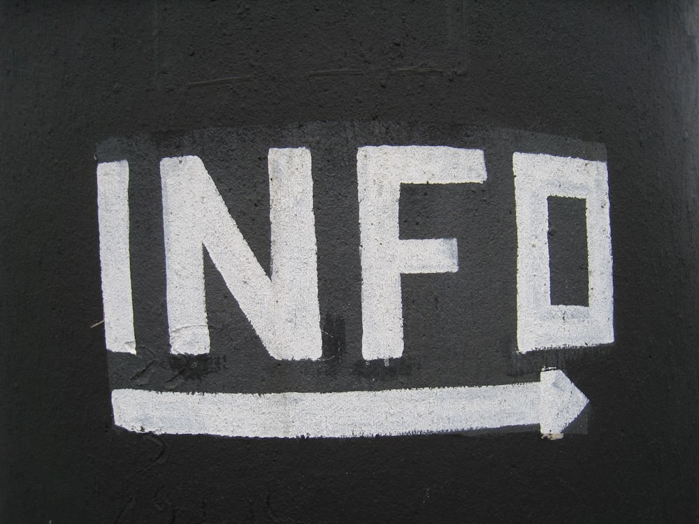 Info arrow signage