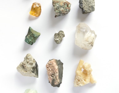 assorted-color stone lot