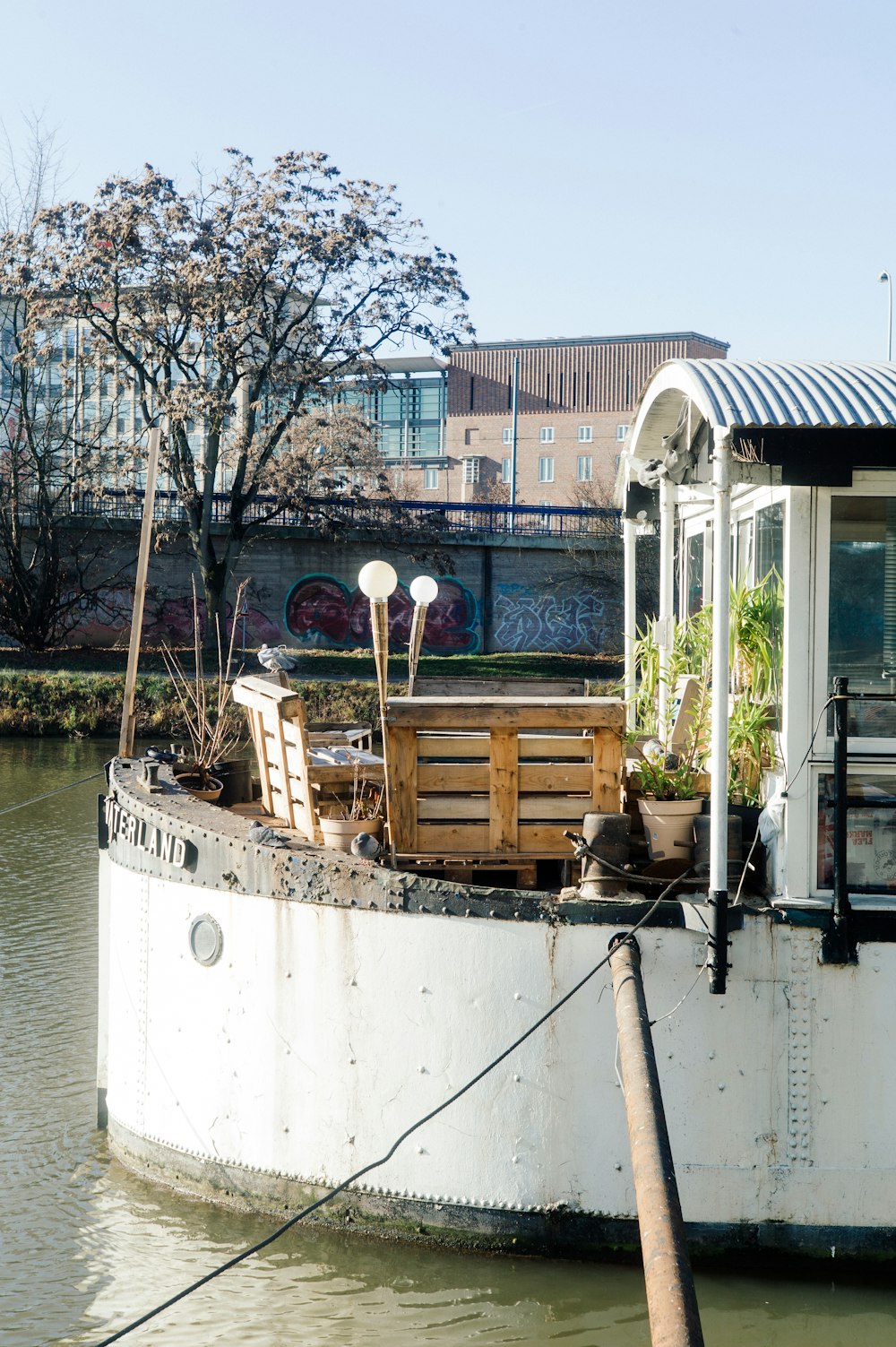 a boat that is sitting in the water