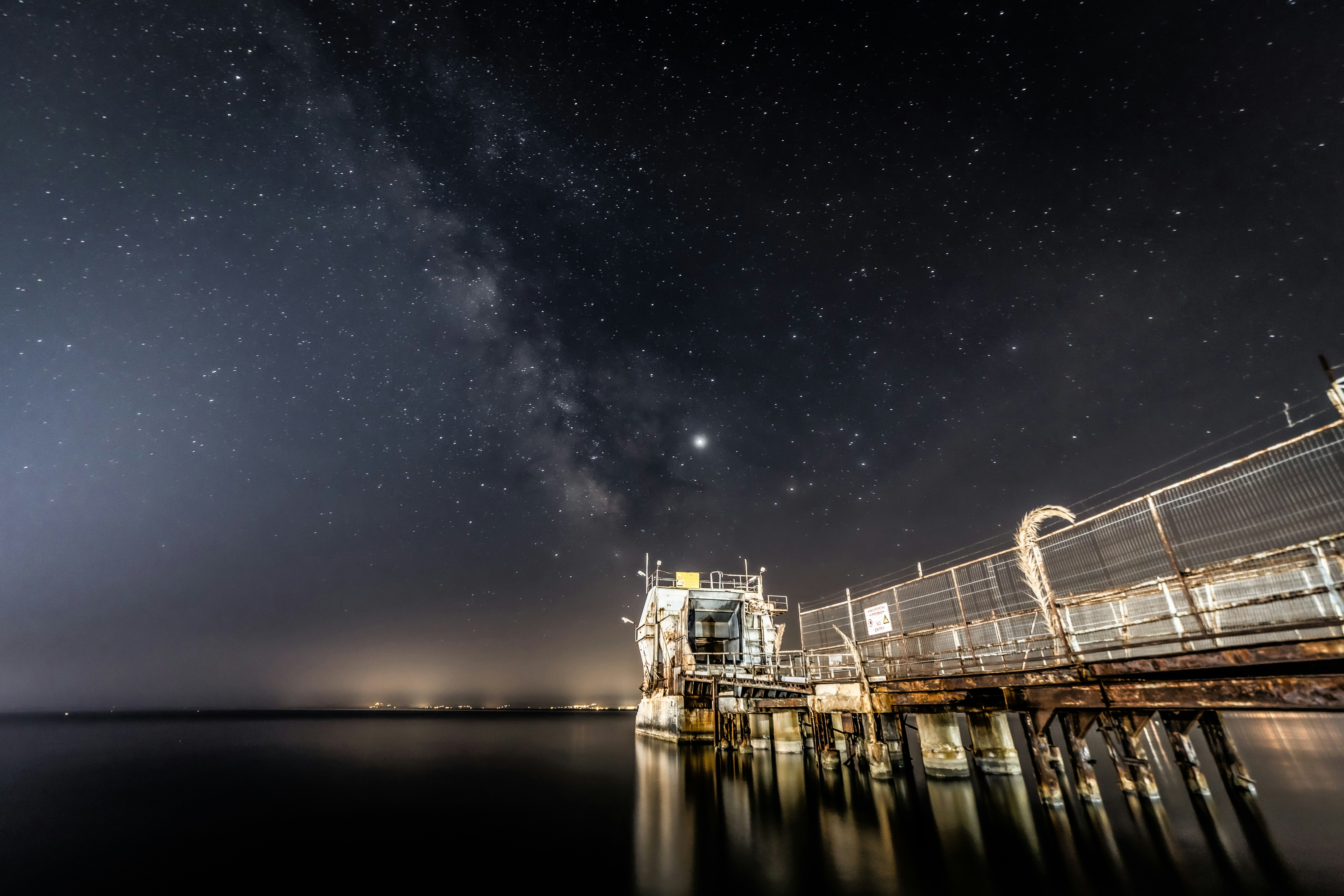 architectural photography of gray bridge