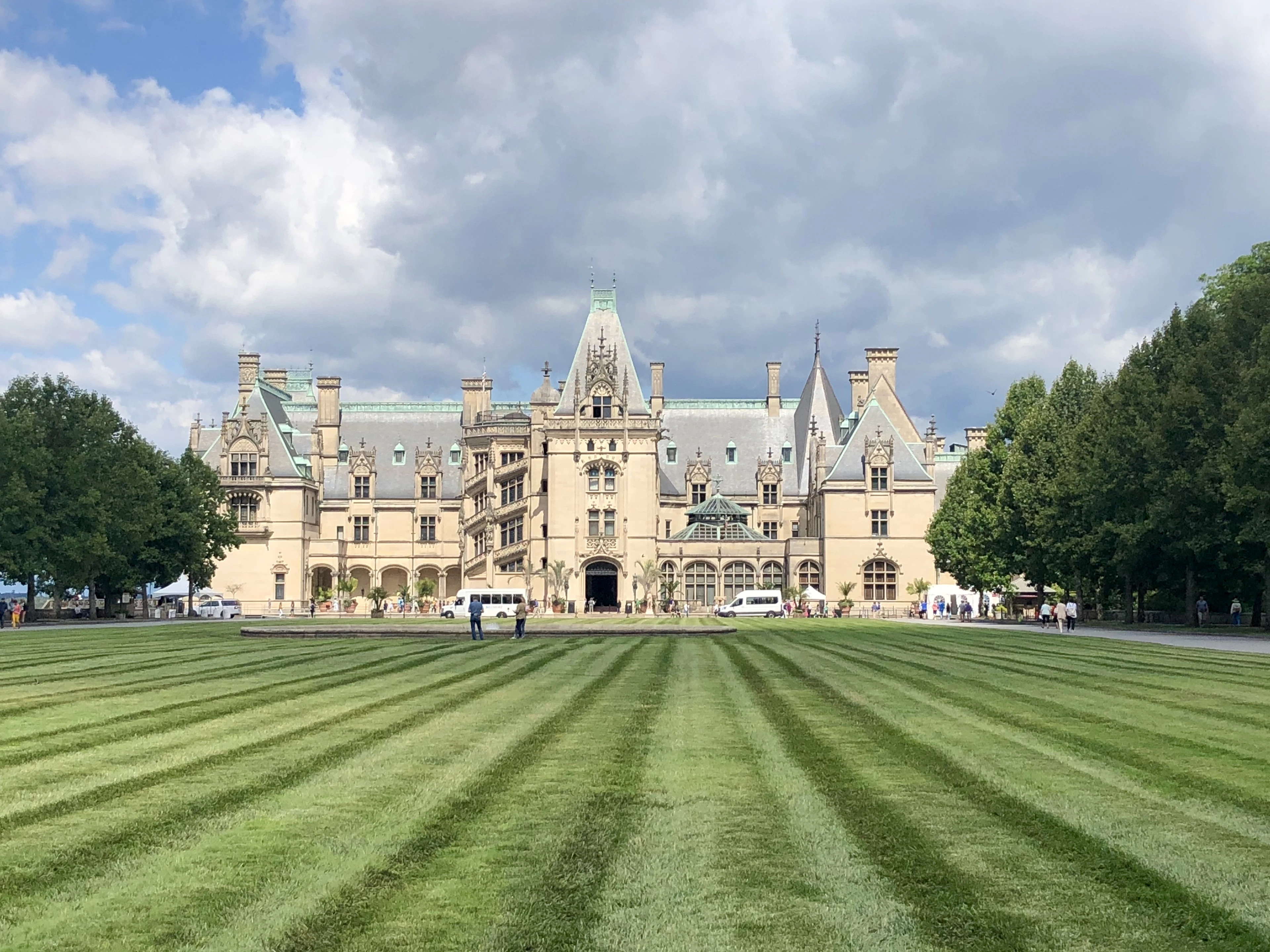 Asheville Travel Guide