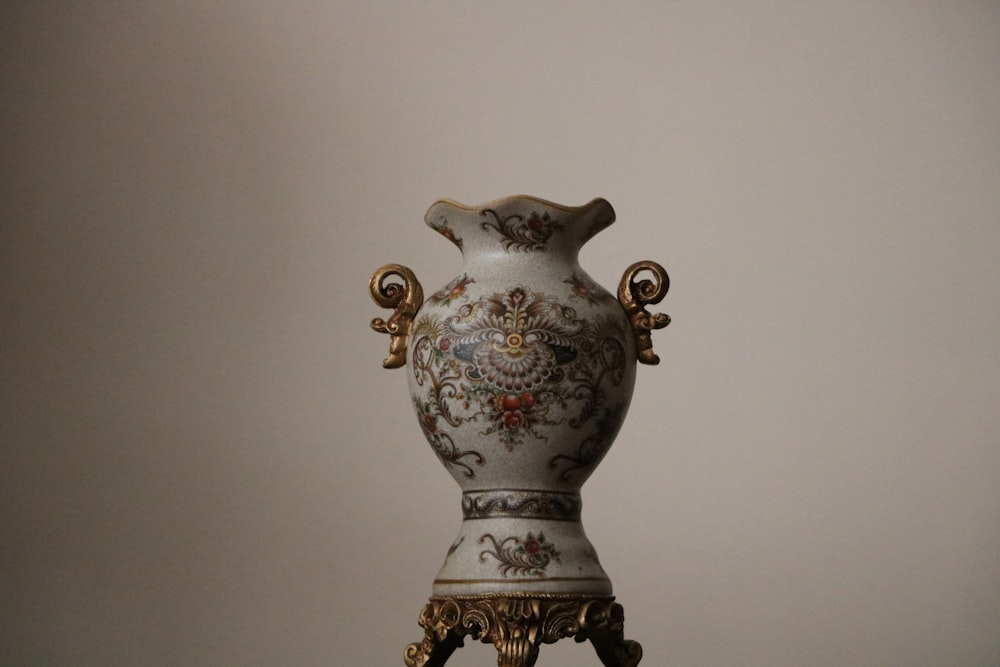 weiße Vase