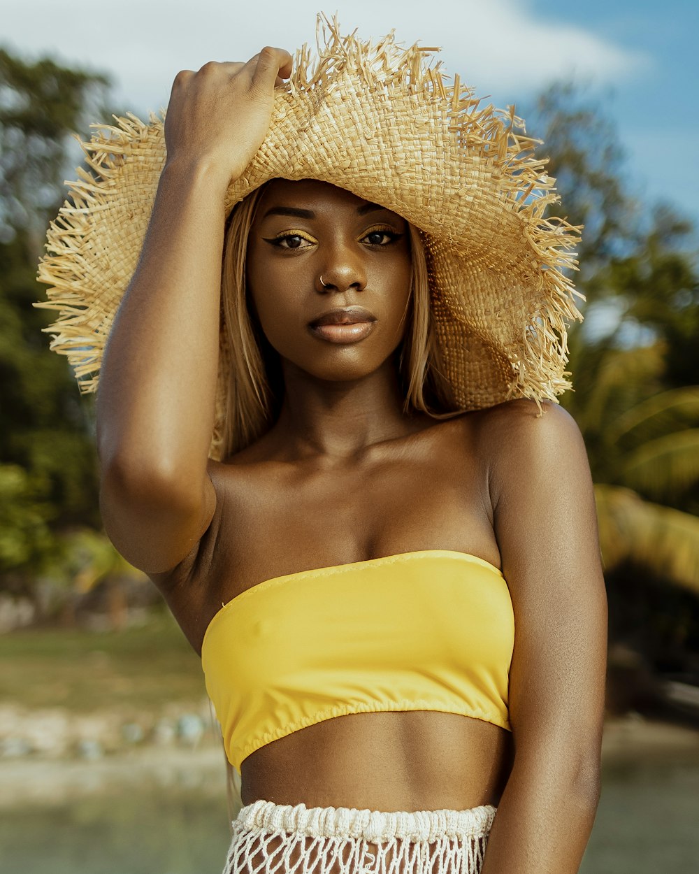woman wearing sun straw hat