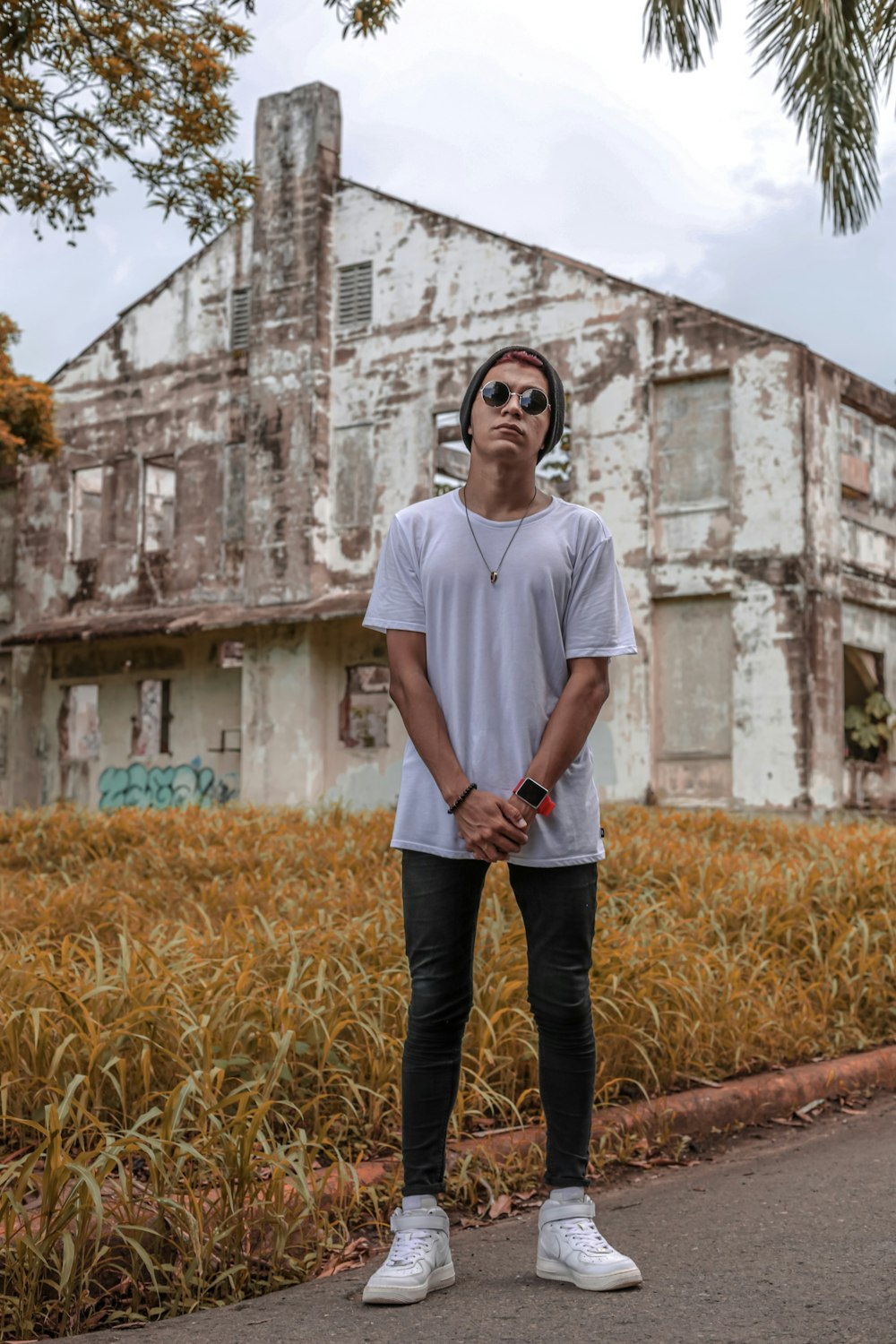 man wearing crew-neck shirt