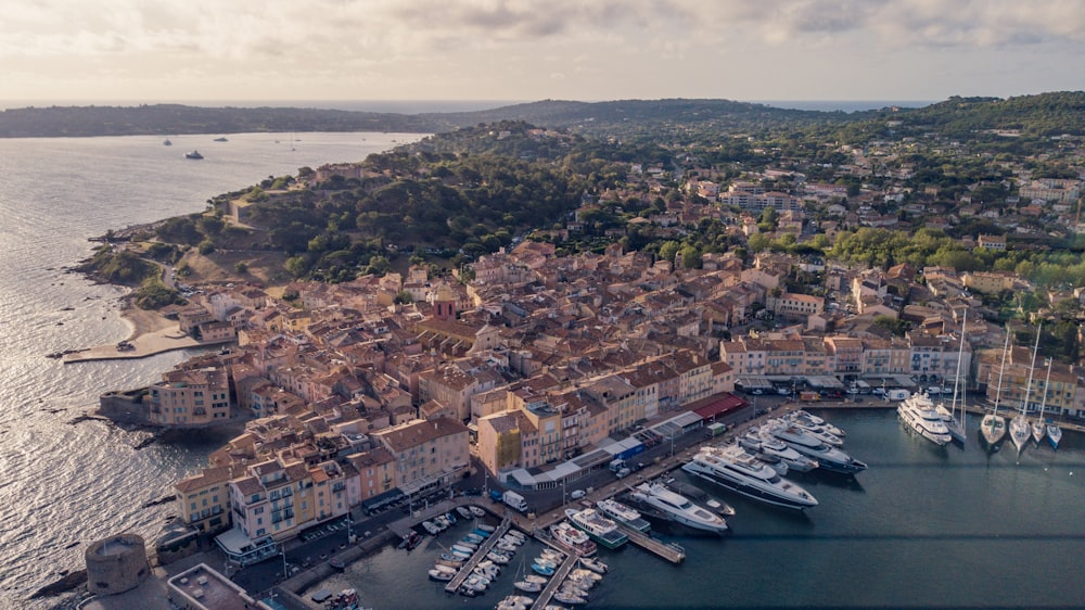 foto aerea della città