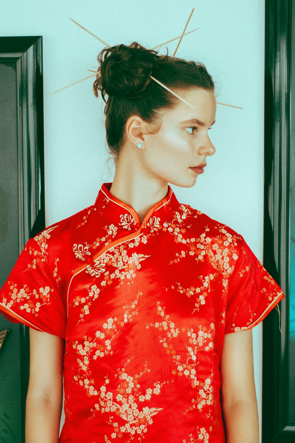 woman wearing red shirt