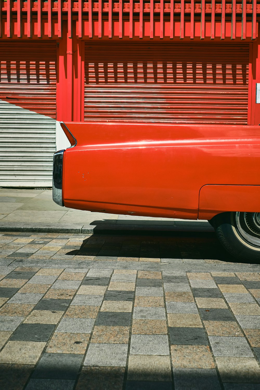 red car