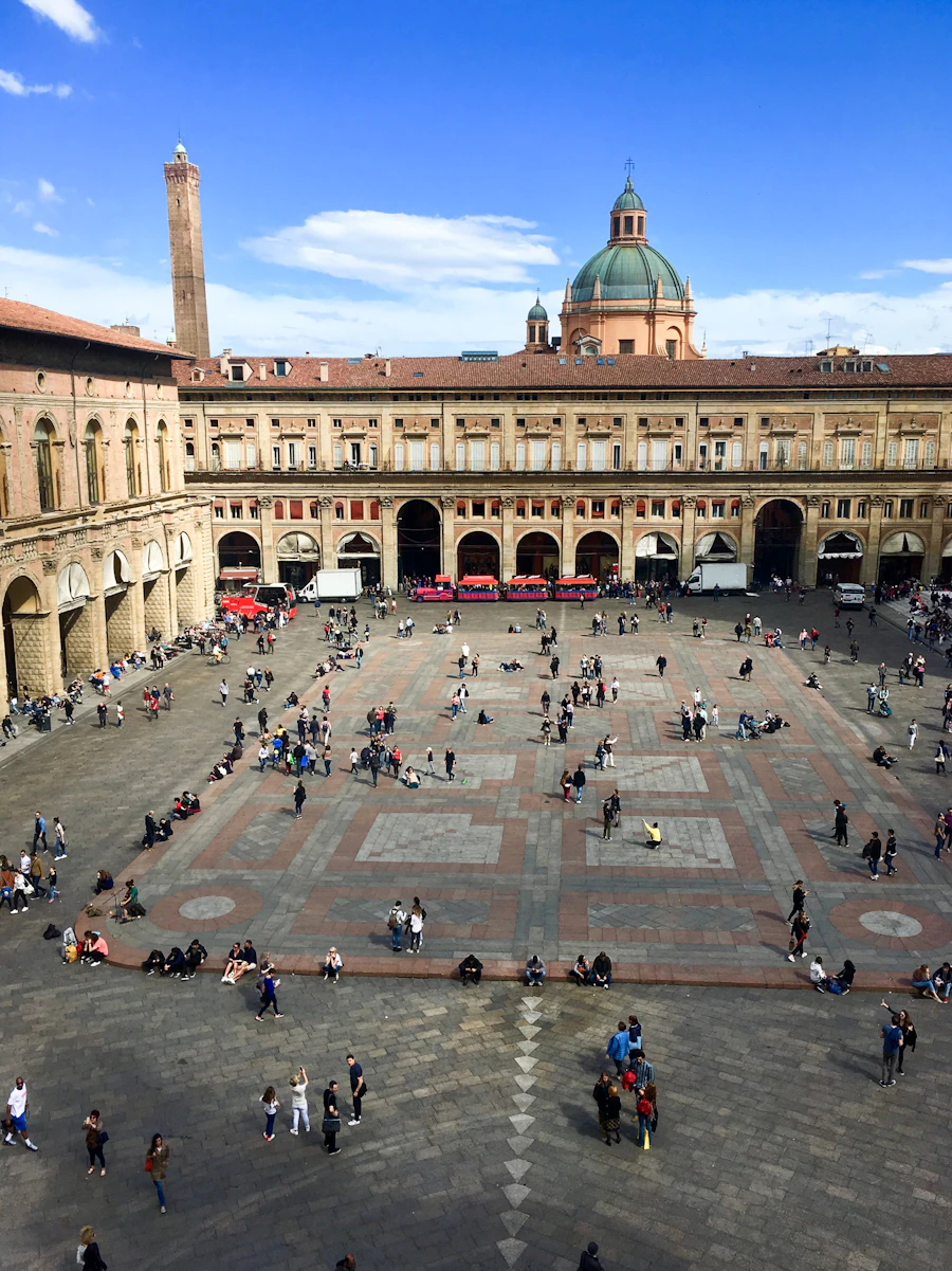 Bologna, portici del centro storico