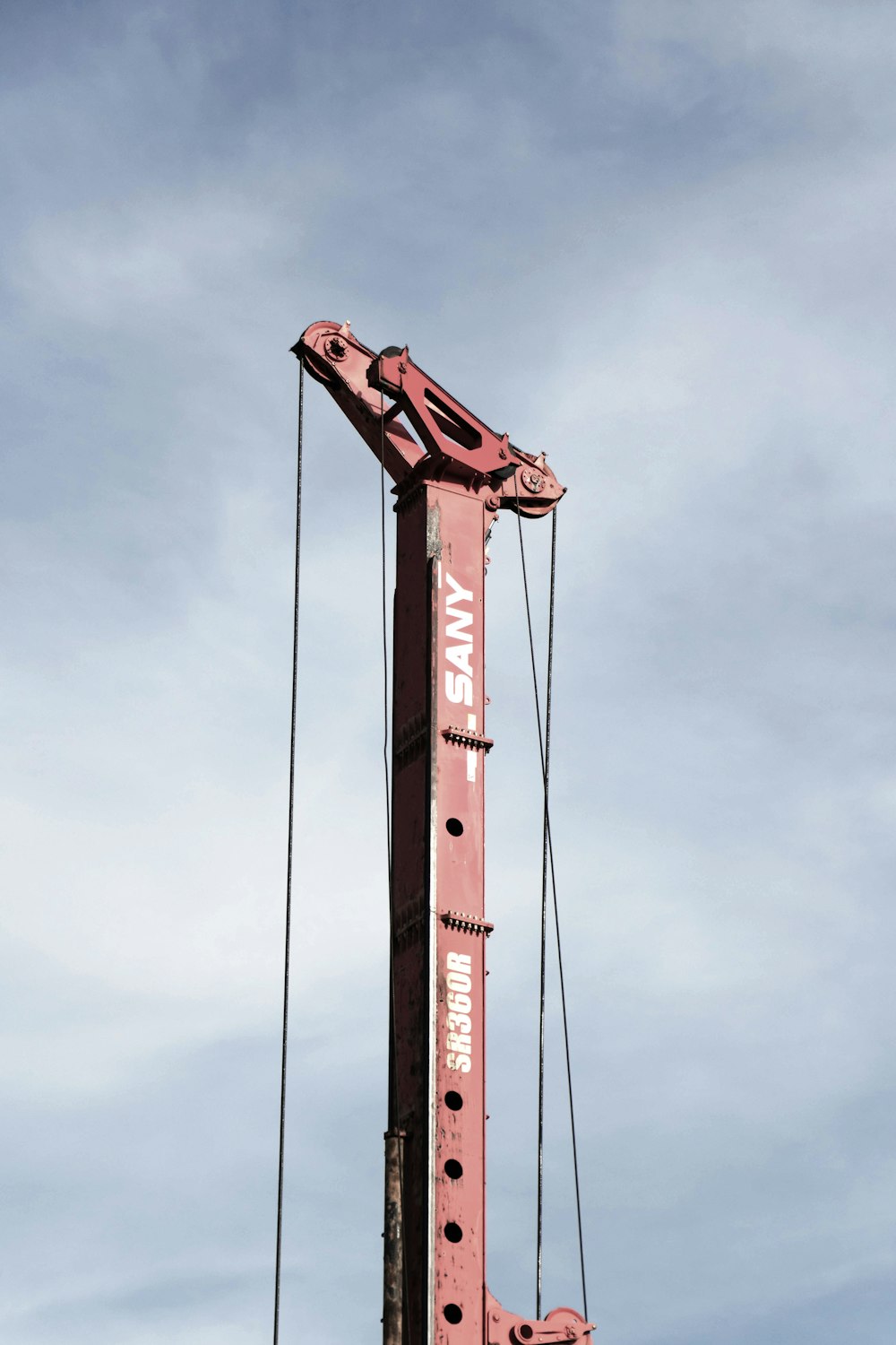 red metal crane