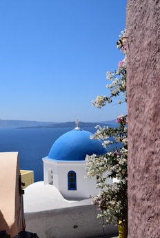 white and blue dome building near ocran