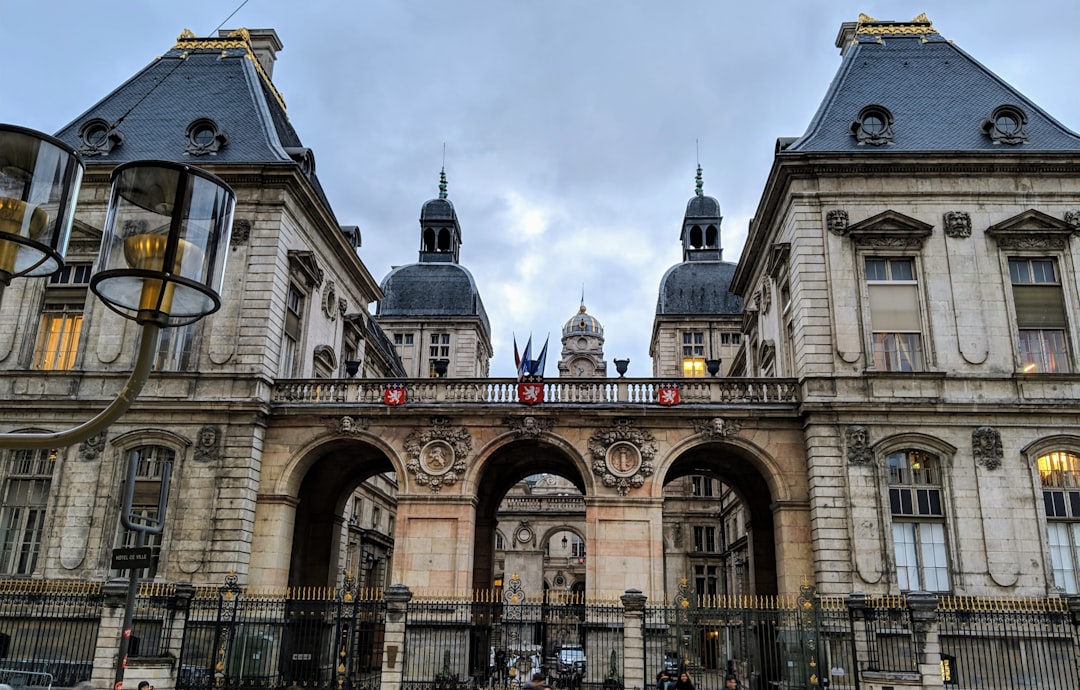 photo of Opéra Nouvel Landmark near Parc de la Tête d'Or