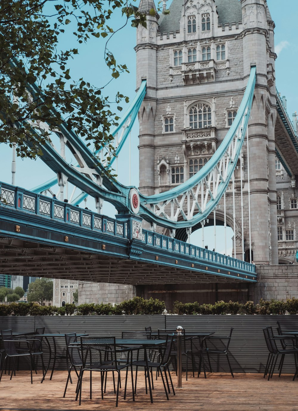 grey concrete bridge