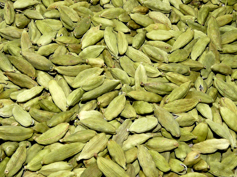 Anti-inflammatory cardamom