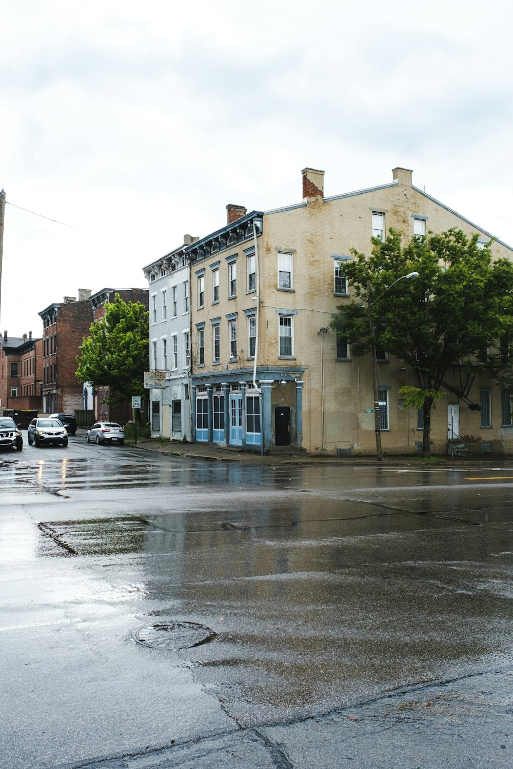 Appartements sur le terrain d’angle