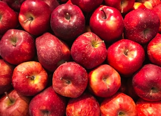 bunch of red apples