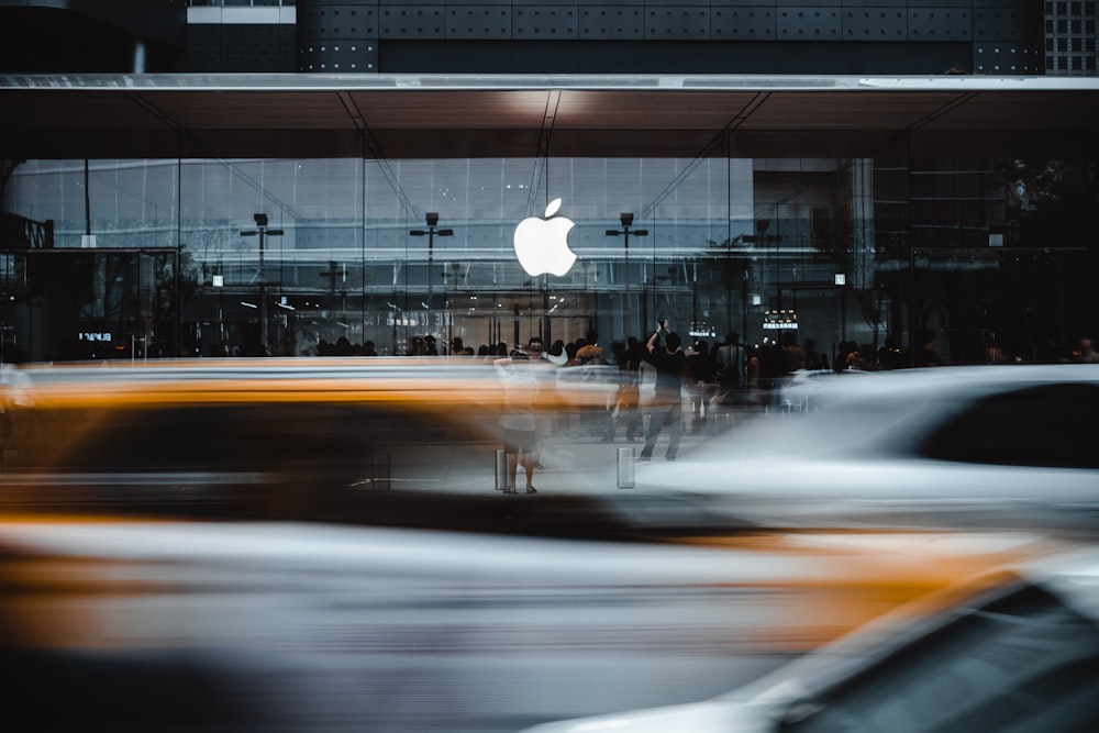 Logotipo de Apple durante el día